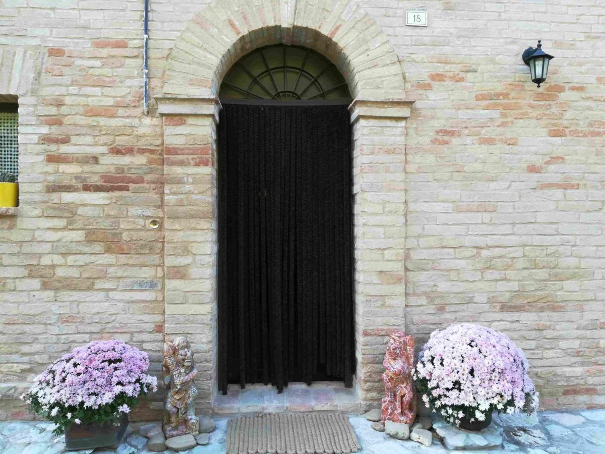 Agriturismo Campo Aperto Belvedere Ostrense Eksteriør bilde